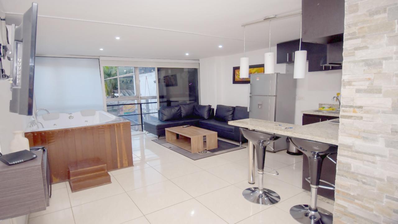 Apartamento Lleras Ac Hot Tub Medellin Luaran gambar