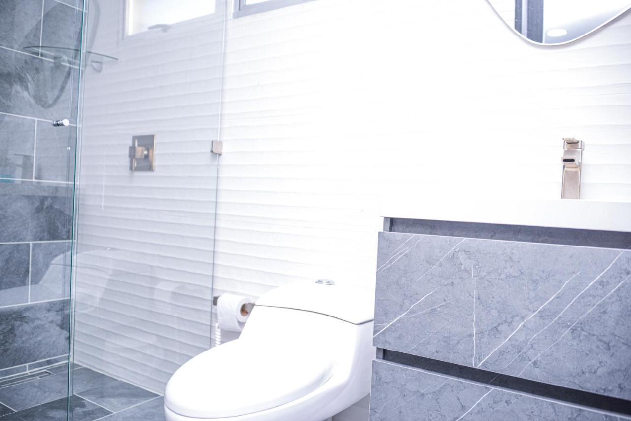 Apartamento Lleras Ac Hot Tub Medellin Luaran gambar
