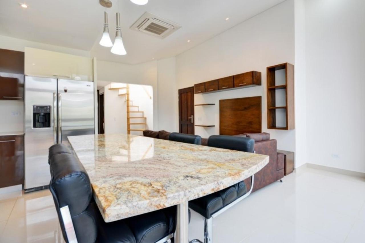 Apartamento Lleras Ac Hot Tub Medellin Luaran gambar